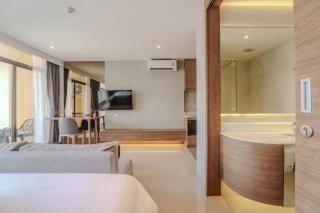Wyndham Gardens 1320 Studio 1m from Naithon Beach - 1