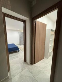 Chic 2-BR Loft w and Yard - 7