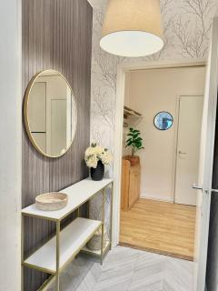 Midnight Sun center apartments - 5