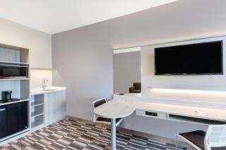 Microtel Inn & Suites by Wyndham Perry - 6