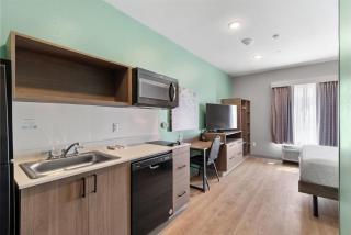 ECHO Suites Extended Stay by Wyndham Houston Katy West - 0
