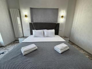 Modern Spaces 10 - 8