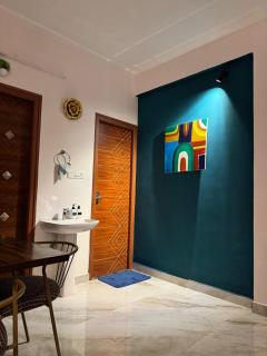 Bruno Garden View a 1 BHK cozy stay at E city phase1 - 9