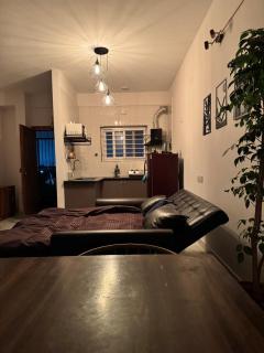 Bruno Garden View a 1 BHK cozy stay at E city phase1 - 6