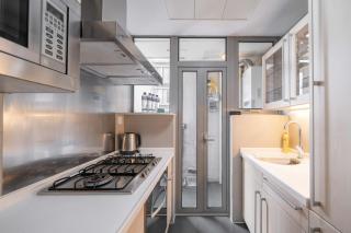 Family Friendly 2 Bedroom Apartment Xujiahui Center - 8