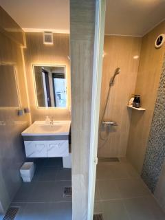 Bella Vista-Oceanview Hilltop Penthouse in Motobu - 1