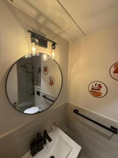 The chic 215 Stylish Studio - 2