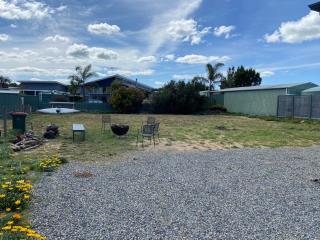Banksia Lakeview Retreat - 9