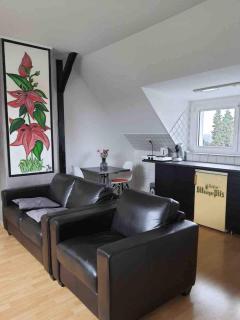 Bei Pina - Schöne Dachgeschosswohnung nahe Düsseldorf - 0