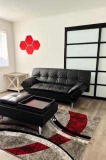 Santa Monica Hot Tub House - Billiards, Grill & Projector - 8
