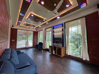 Selborne Heaven 5 BHK Villa - 1