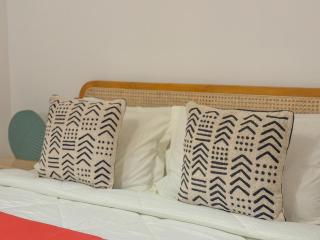 Rumah Tetangga Jogja - 4BR Villa Near Keraton - 1