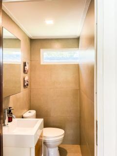 Tropical 2BR Escape & Walk to Selong Belanak Beach - 3