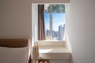 Bright 2BR 1 Living Room Suite Steps from Xujiahui Metro - 1