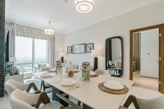 RH-Luxury 1BR Apt in Al Habtoor City with beautiful Canal View - 1