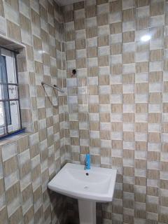 da vics hotel rooms airport pickup available - 4