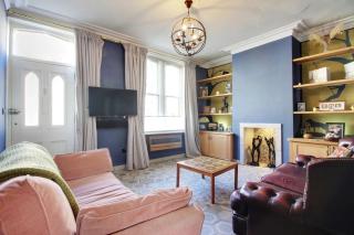 Prince Albert's Place - 9
