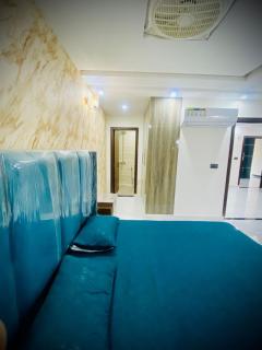 Eiffel Luxora Lotus one bed - 1