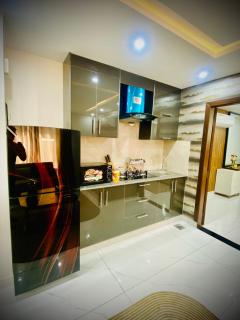 Eiffel Luxora Orchid one bed - 6