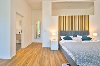 Halle Suites by FullHouse - free parking & WiFi - 5