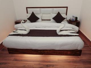 Hotel Trisolaris - 1