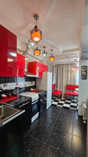 Apartment on Nazarbayeva 77 - 4