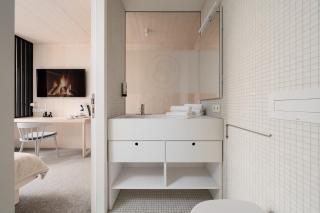 Hotel Bergamo Modern & zentral in Ludwigsburg Klimaanlage 3 Min zum Schloss WLAN Frühstück optional besonderes nachhaltiges Stadthotel in moderner Holzbauweise - 8