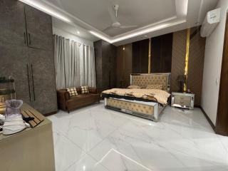 Ultra Luxury Home - DHA Lahore - 5