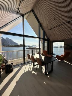 CornerView Apartment Henningsvær - 7