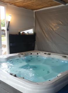 Chambres d'hôtes & jacuzzi - A l'ombre des amandiers - 4