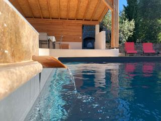 Chambre d'hôtes avec terrasse privée et accès piscine - 0