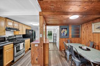Historic Athens Home with Location & Comfort home - 9