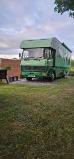 The Brassic Retreat - Tideswell - 0