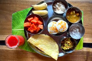 Shantitheeram Ayurveda Lakeside Heritage Resort - 4