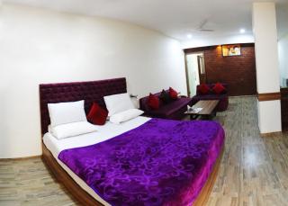 Khajaurao Inn bhopal station - 1