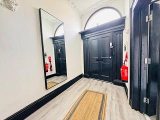 Pembroke Place Private Room 2B - 5