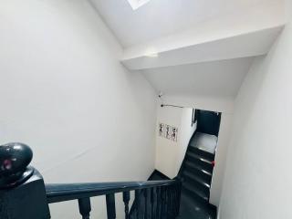 Pembroke Place Private Room 12B - 8