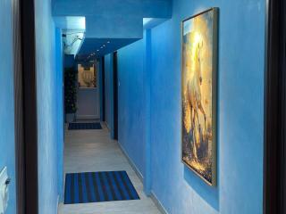 The Marina Kozhikode AC Rooms and Dorms Opposite to Beach - 6