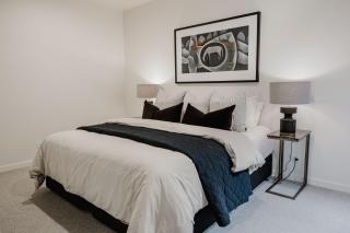 Bowen Townhouse - Art House Townhouses - 7