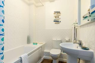 About Tern - 10-Minute Walk to Poole Quay, with Harbour Views - 3