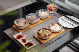 Shenzhen Futian Huaqiangbei Pedestrian Street Atour Hotel - 2