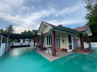 Sobey Laris Homestay Pasir Mas Town - 0