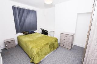 Stylish Ensuite Rooms, Middlesbrough TS5 - 2