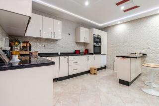 Nice spacious and modern apartment - 4
