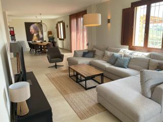 Dolce Villa Toscana - private pool, air conditioning - 9