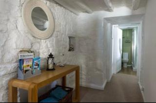 Hope Cottage by the sea - 3