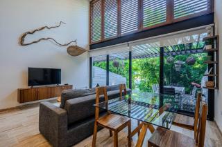 Ground F HTub, Jungle Sanctuary Beach walkable ! - 2