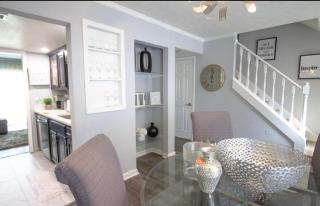 Townhome Getaway minutes from Downton Norcross - 7