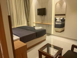 Hotel Imperia Grand - 7