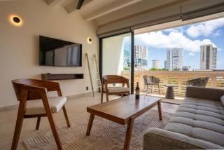 Nomad Studio Fast WiFi and Rooftop Pool - 7